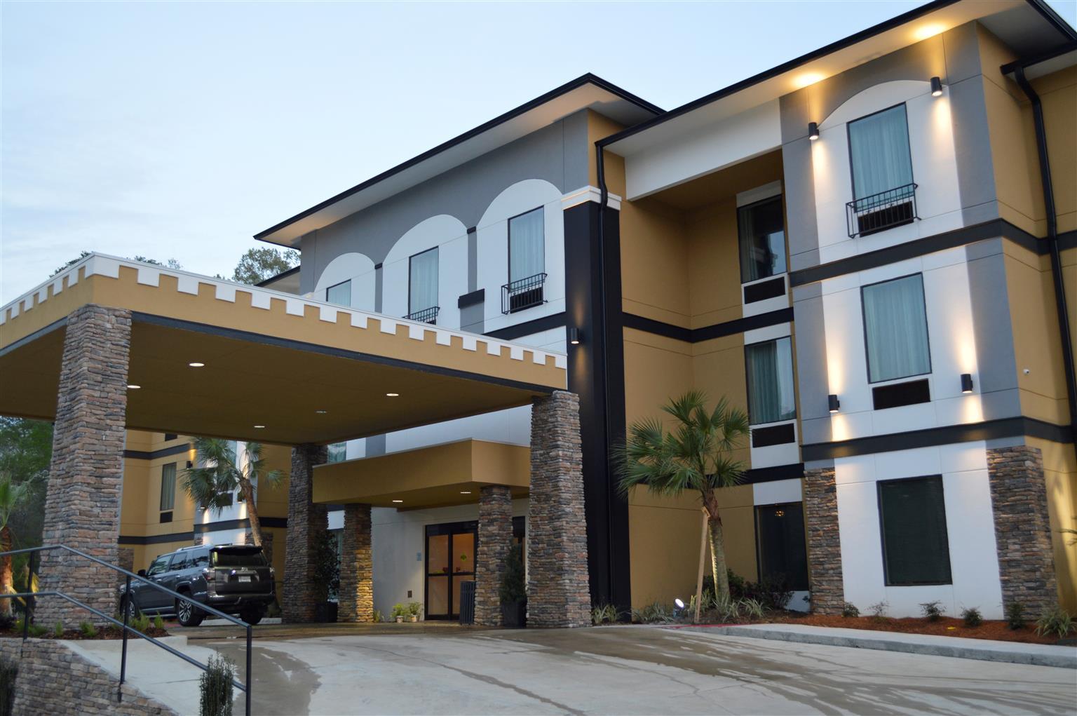 Best Western Plus Regency Park Walker Bagian luar foto